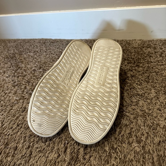 Cow print Hey Dudes - Picture 4 of 5